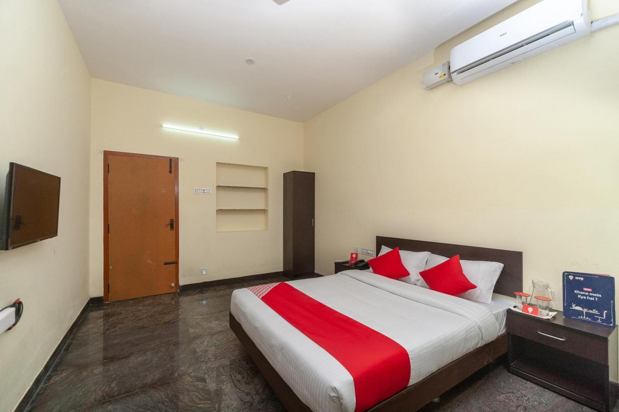 Hotel O Passion Paradise Singānallūr Esterno foto