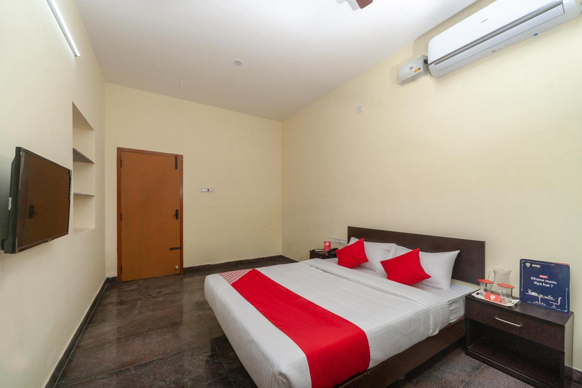 Hotel O Passion Paradise Singānallūr Esterno foto