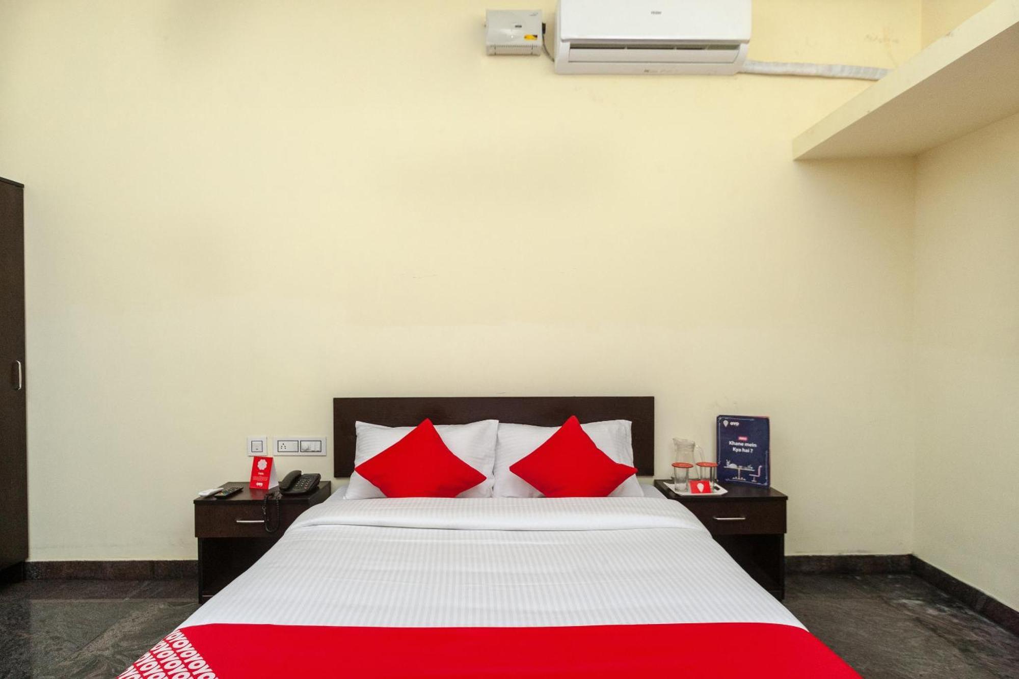 Hotel O Passion Paradise Singānallūr Esterno foto