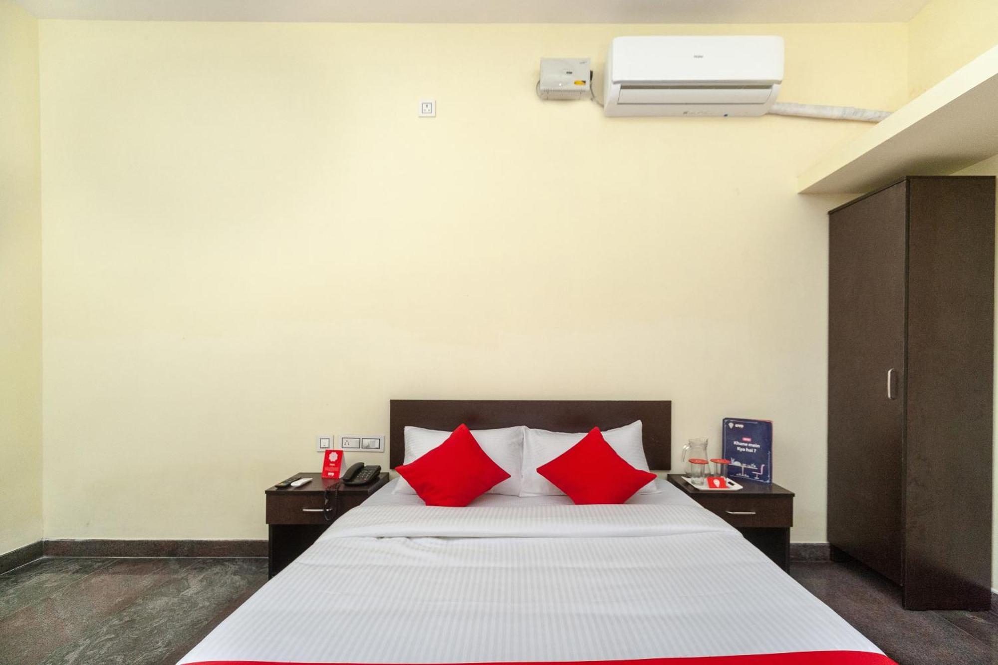 Hotel O Passion Paradise Singānallūr Esterno foto